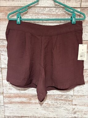 a new day Women's High-Waist Textured Pull-On Shorts - Burgundy